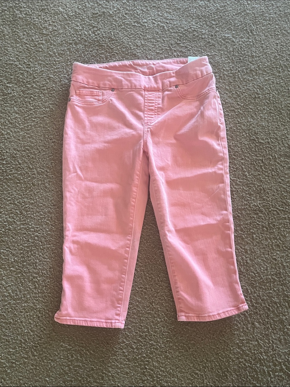 Chico's Light Pink Pull-On Capri Pants